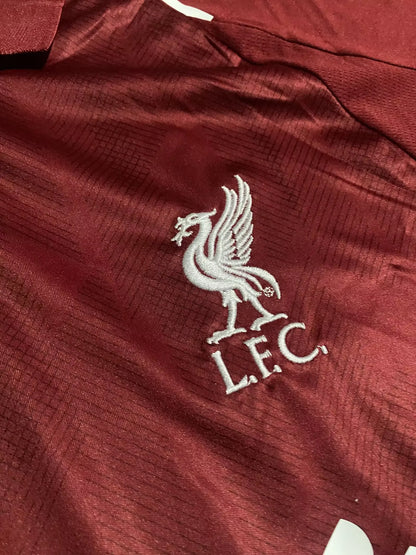 Liverpool 18-19 Home Shirt badge