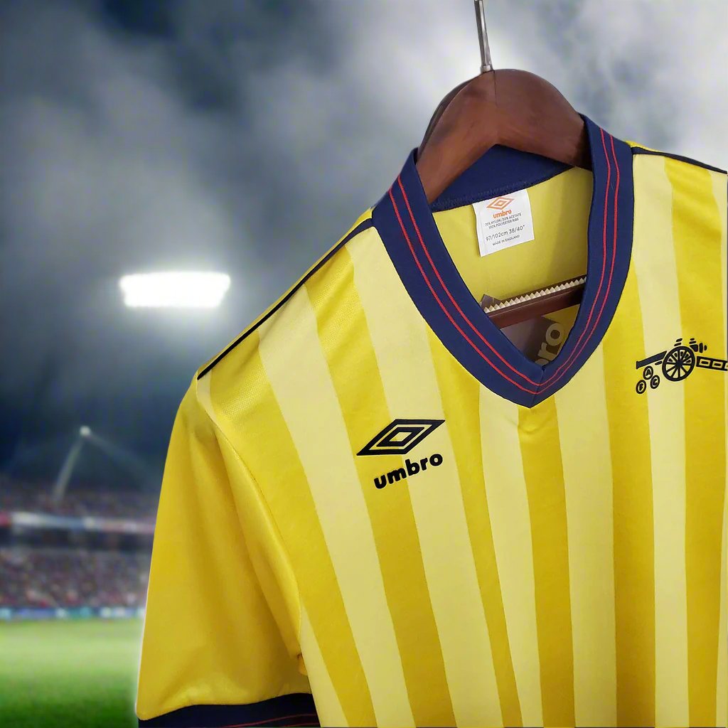 Arsenal 83-86 Away Retro Shirt sleeve