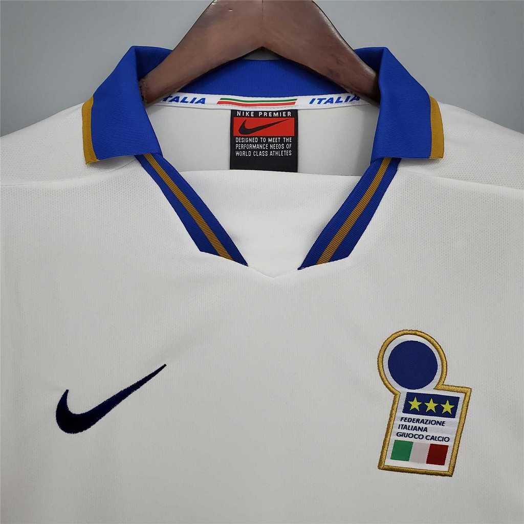 Italy 96-98 Away Retro Shirt collar