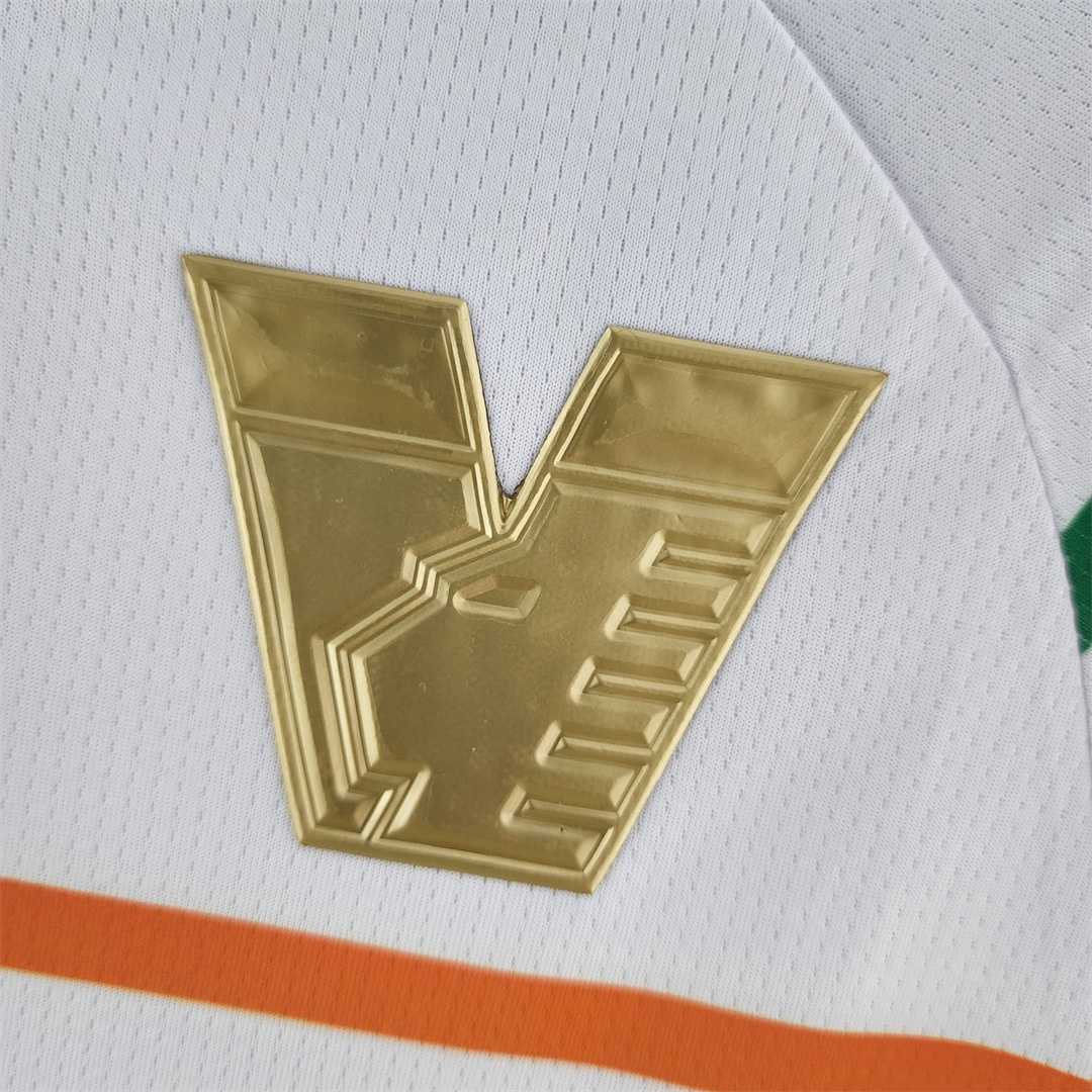 Venezia 22-23 Away Shirt crest