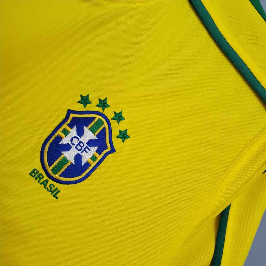 Brazil 98-00 Home Retro Shirt crest