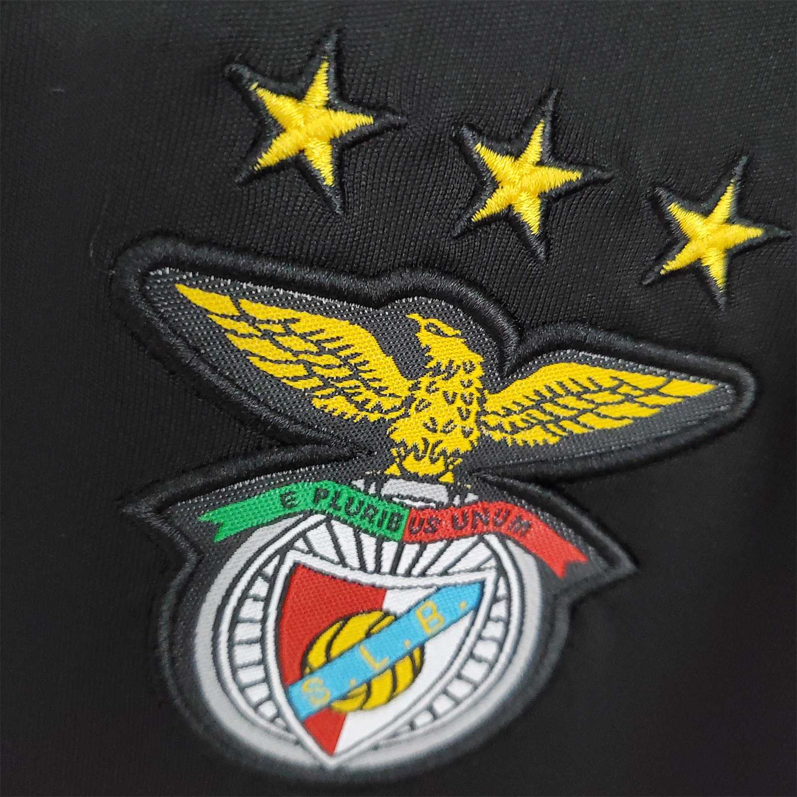 Benfica 09-10 Away Retro Shirt crest