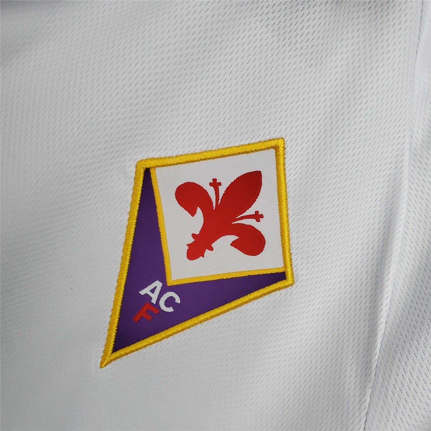 Fiorentina 95-96 Away Retro Shirt crest