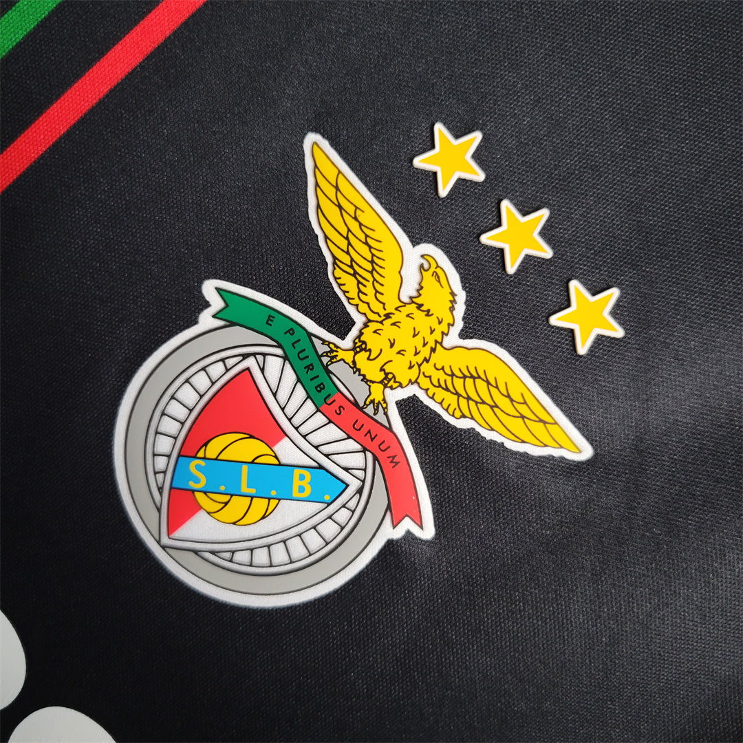 Benfica 23-24 Away Shirt crest