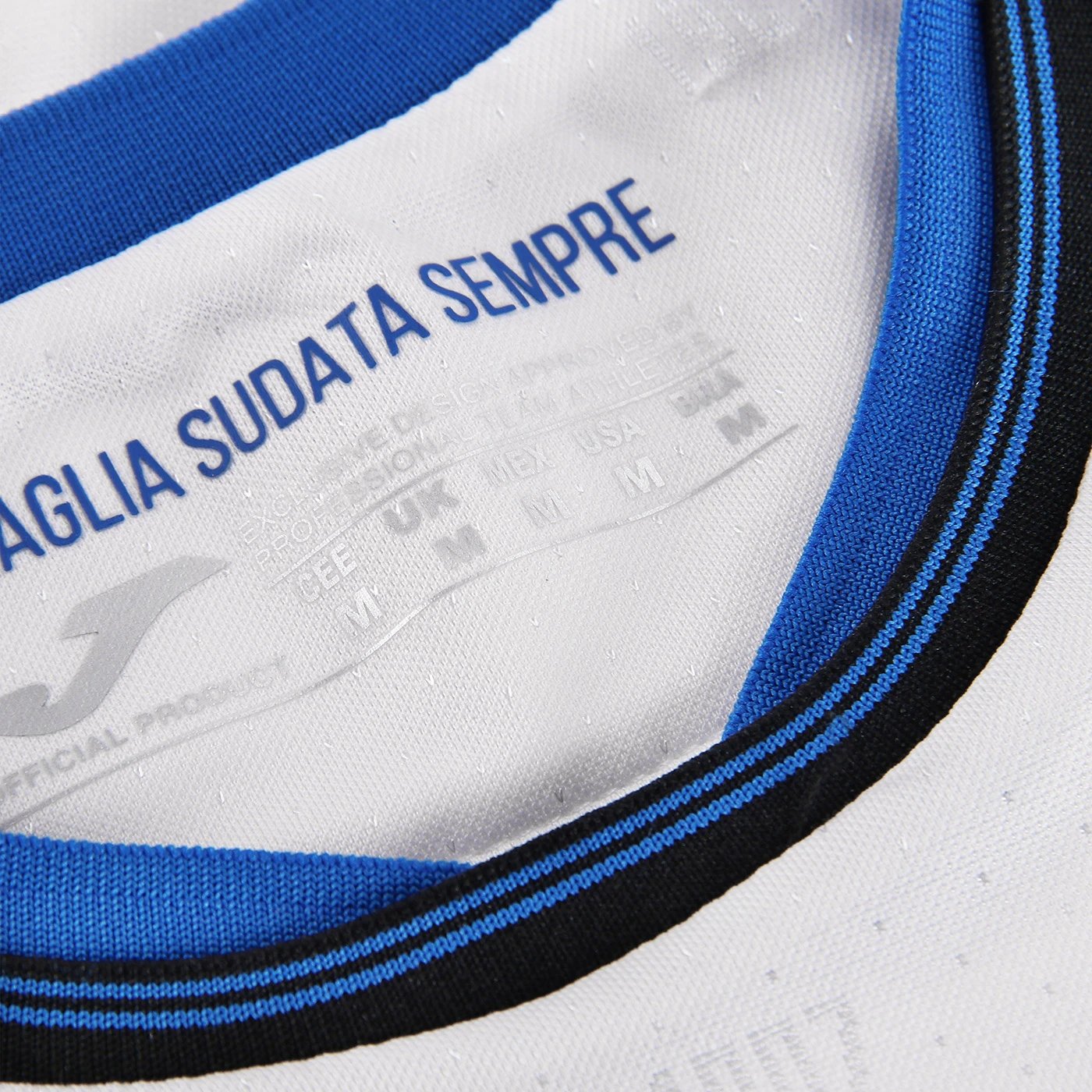 Atalanta 24-25 Away Shirt collar