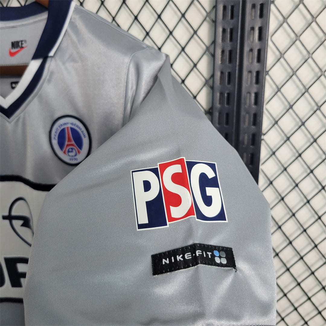 PSG 99-01 Away Retro Shirt sleeve