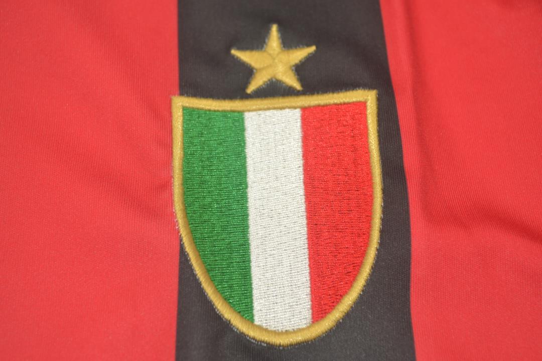 AC Milan 88-90 Home Retro Shirt crest