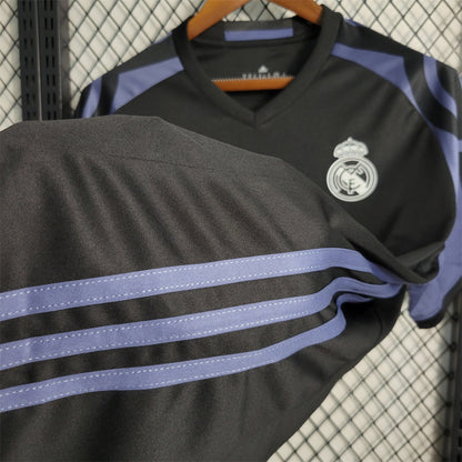 Real Madrid 16-17 3rd Retro Shirt side