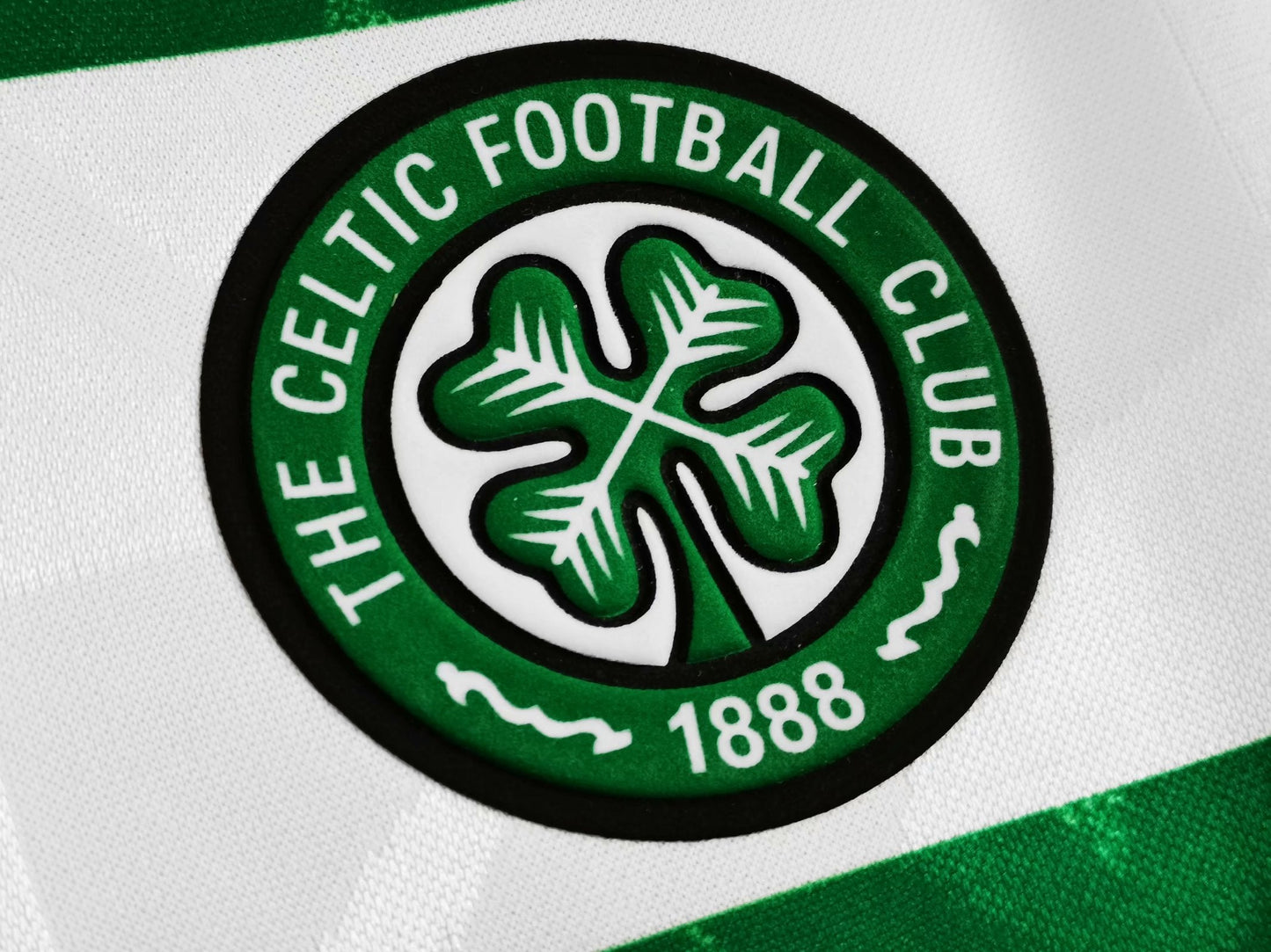 Celtic 89-91 Home Retro Shirt badge