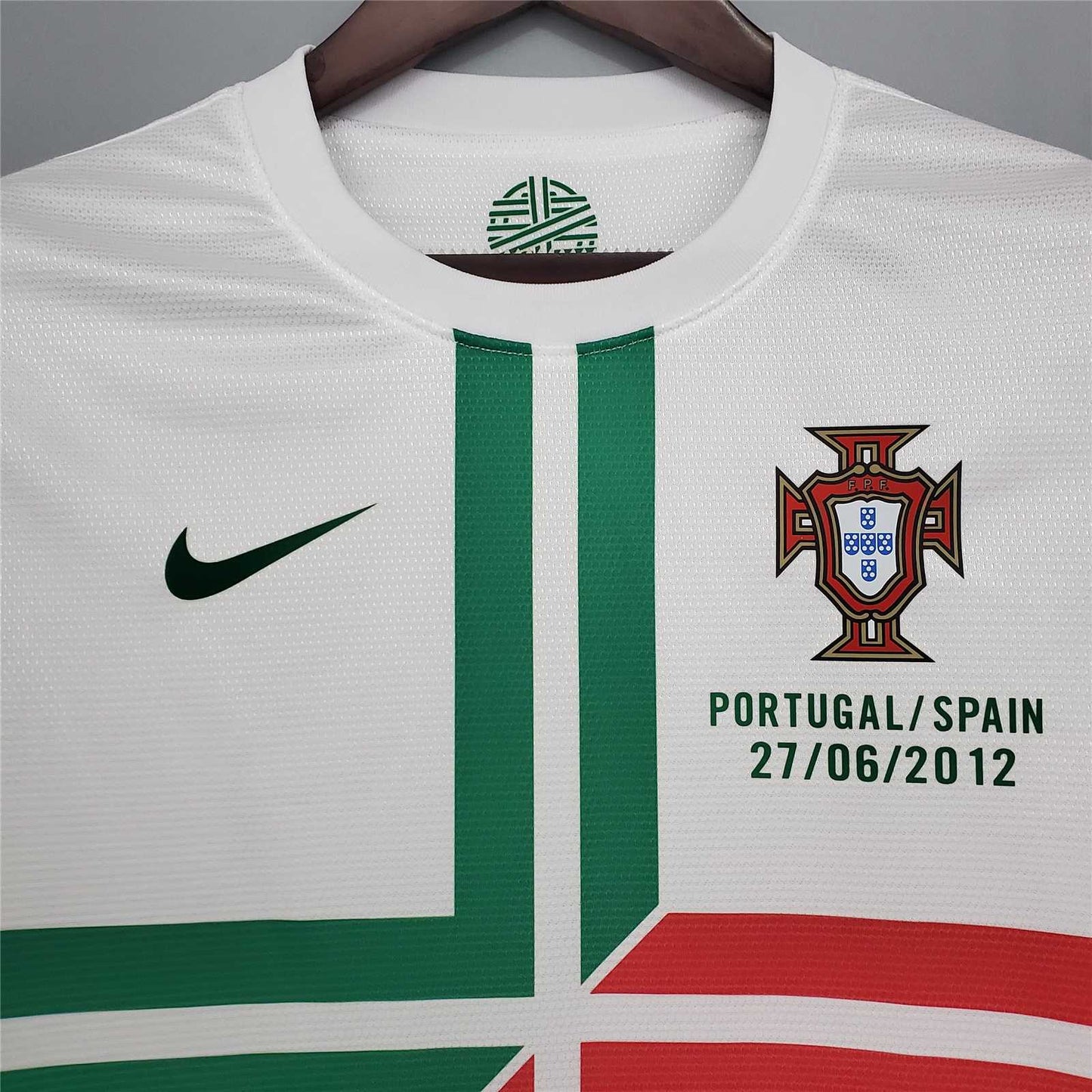 Portugal 12-14 Away Retro Shirt neck