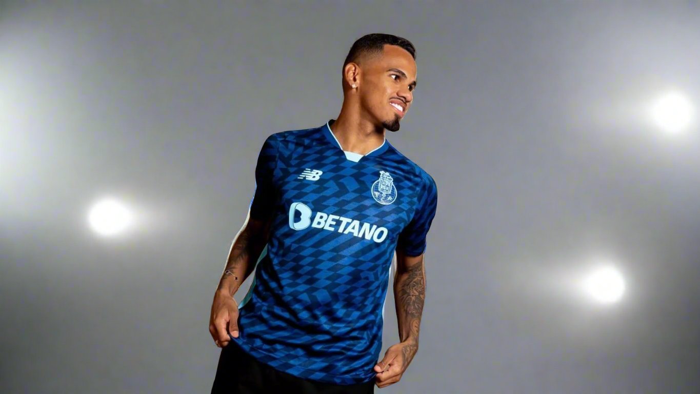 Porto 24-25 3rd Shirt model