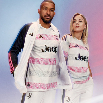 Juventus 23-24 Away Shirt models