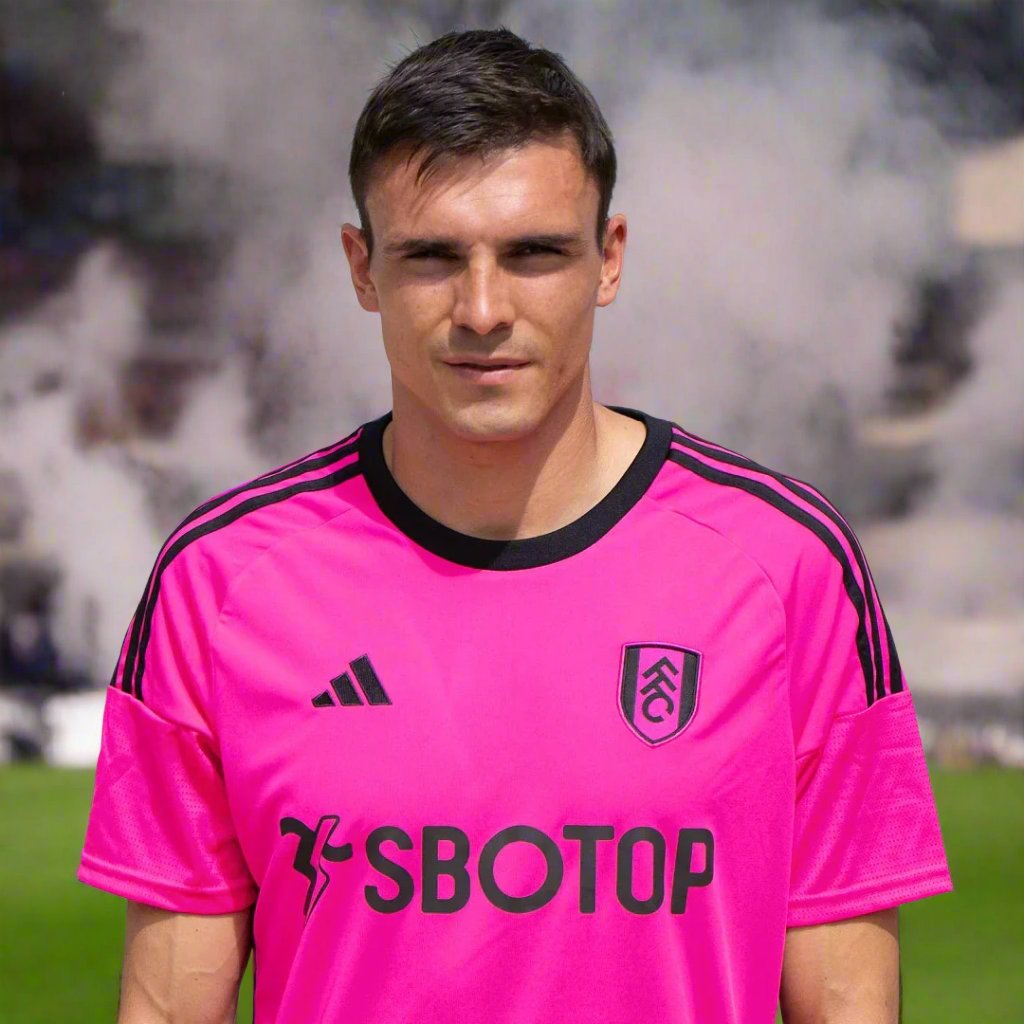 Fulham 23-24 Away Shirt model