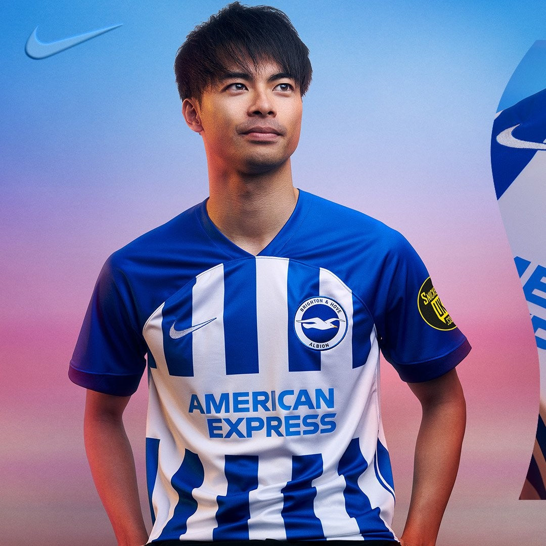 Brighton & Hove Albion 23-24 Home Shirt model 2