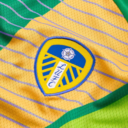 Leeds United 24-25 Goalkeeper Shirt crest