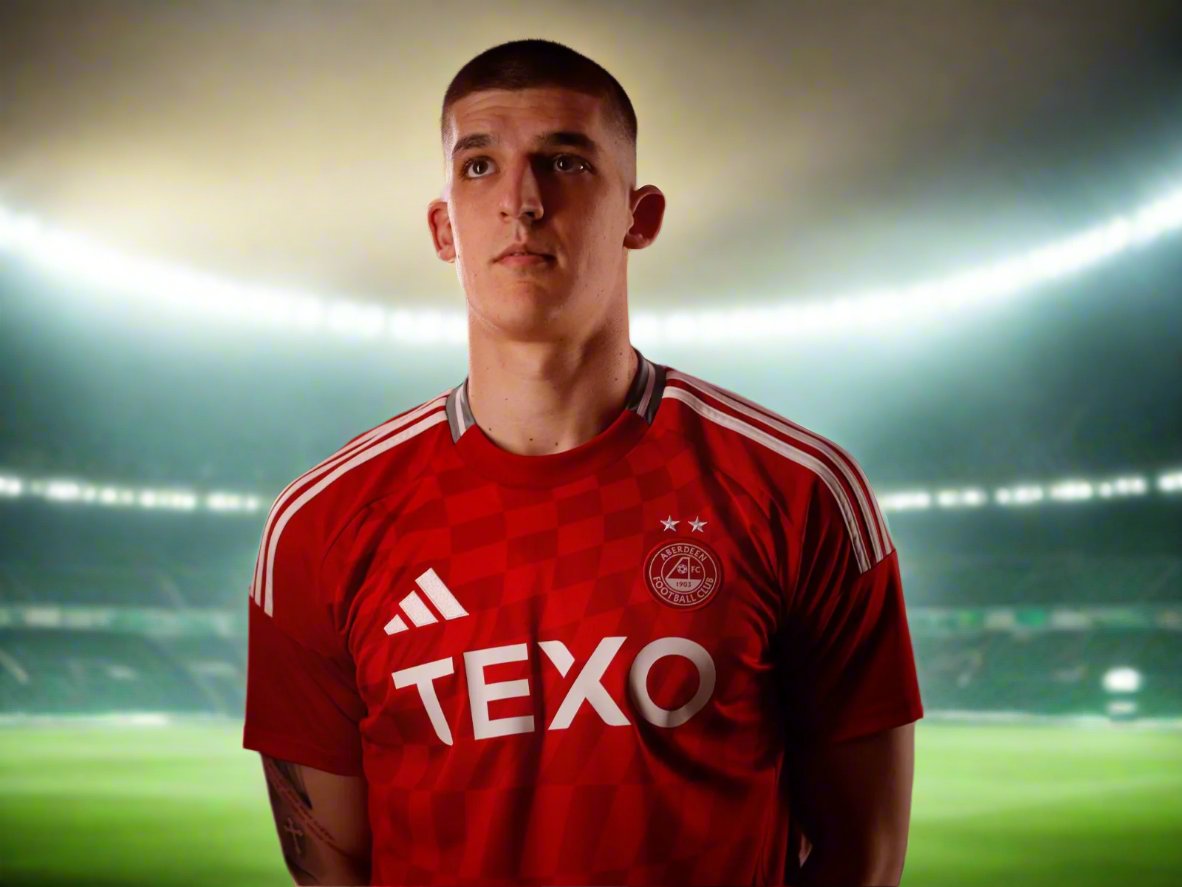 Aberdeen 24-25 Home Shirt model