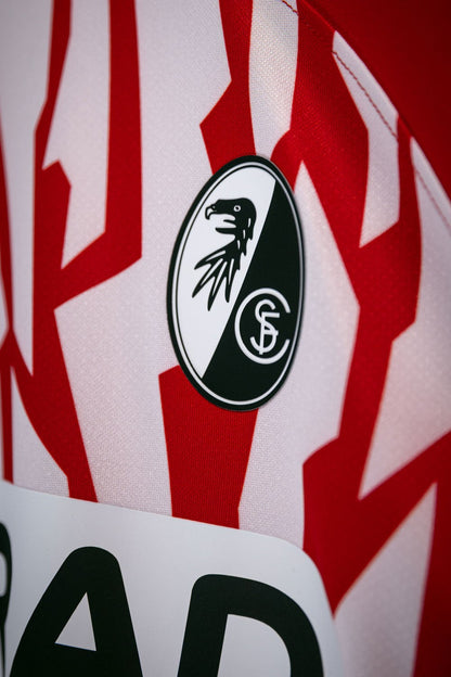 SC Freiburg 23-24 Home Shirt crest